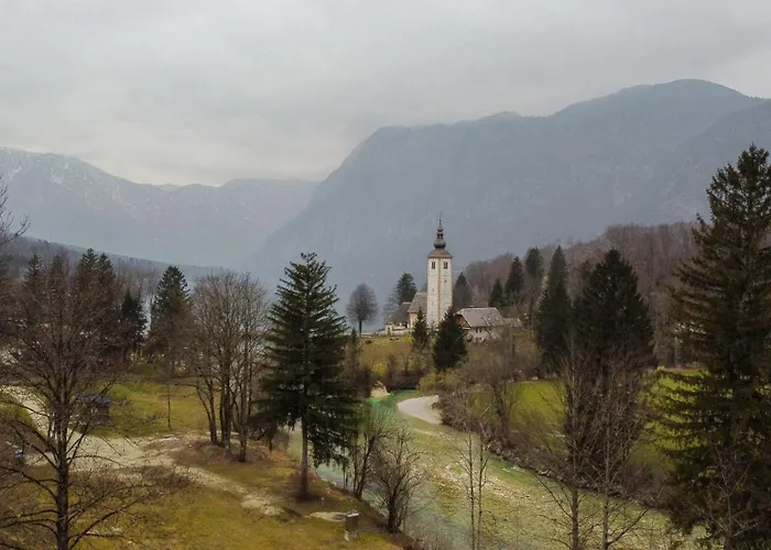 シャレー Fisherman's